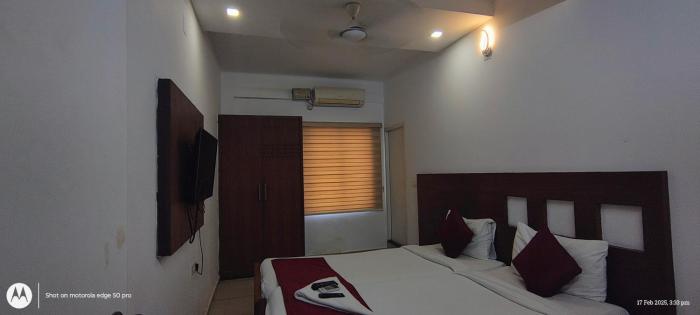 sharp suites