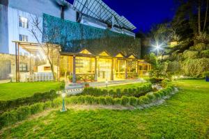 the rock manali by vivaan