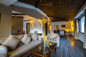 the rock manali by vivaan