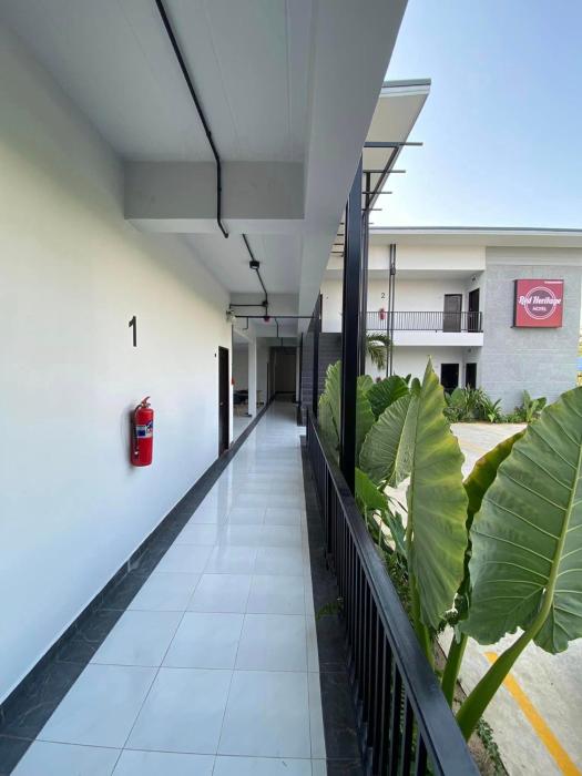 red heritage hotel