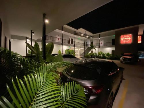 Red Heritage Hotel,,4 star