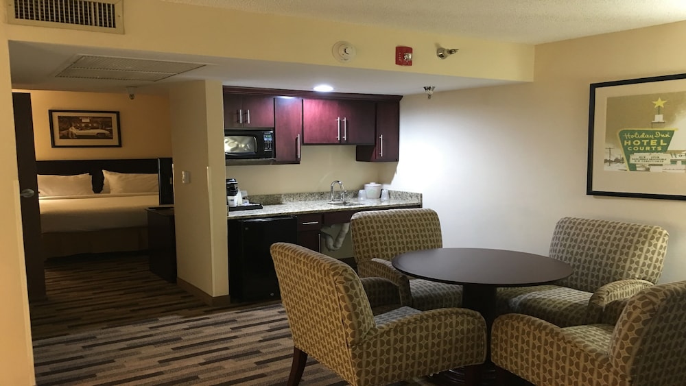 holiday inn express little rock airport by ihg