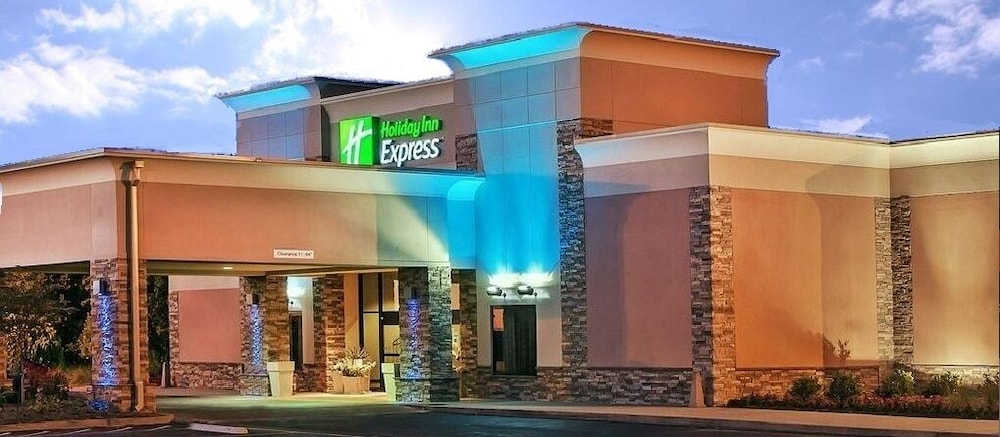 holiday inn express little rock airport by ihg