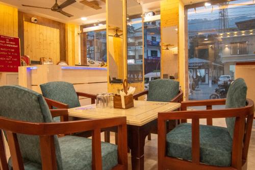 holy shivana boutique hotel rishikesh