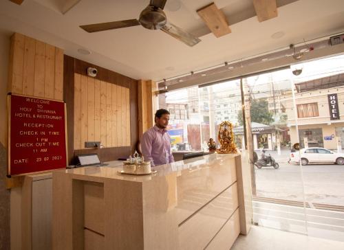 holy shivana boutique hotel rishikesh