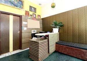 Hotel Star Inn,,3 star