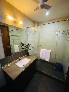 fortune home service apartment 4bhk j 191 saket