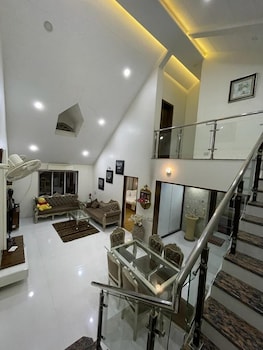 siddhant hill resort