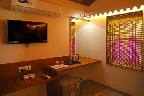 siddhant hill resort