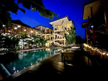 rainforest huahin village hotel
