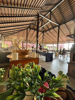 rainforest huahin village hotel