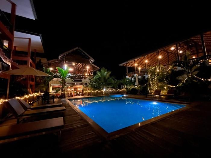 rainforest huahin village hotel