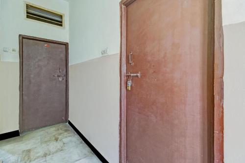 hotel o bhavani rest rooms