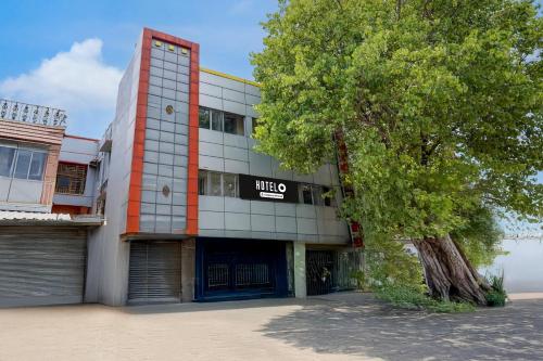 super hotel o villivakkam railway station formerly bv stayz