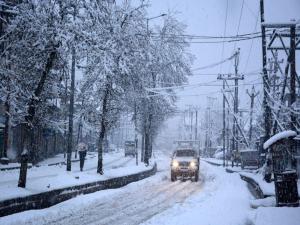 la riqueza dhanolti view