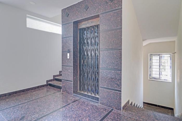 collection o ss metro ritz