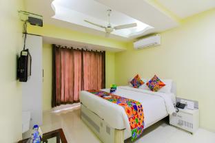 Amber Corp Inn, Near Nesco Exhibition Center,,2 star