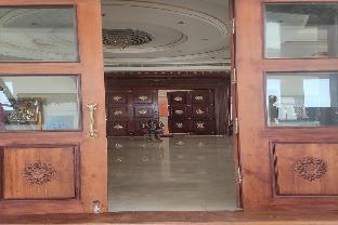 Varshinipalace,,5 star