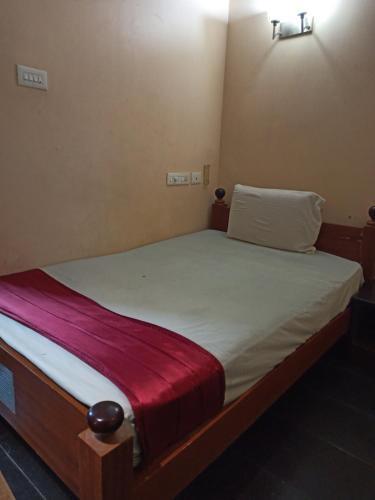 Le Grace Apollo,,3 star