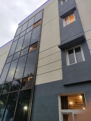 Shree Skantha's Inn,,4 star