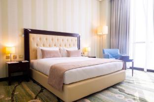 city gate hotel