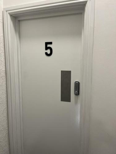 modern 1 bed studios for comfy stay in preston