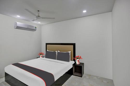 Super Townhouse The Arrow Near Lotus Temple,,3 star