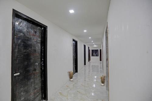 Super Townhouse The Arrow Near Lotus Temple,,3 star