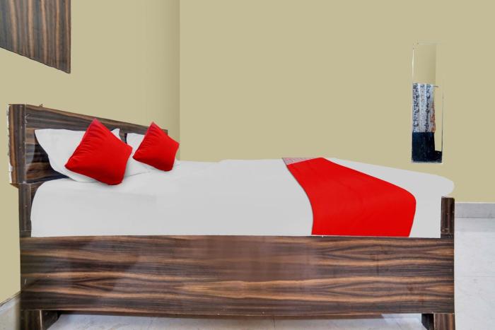 super hotel o prakash inn