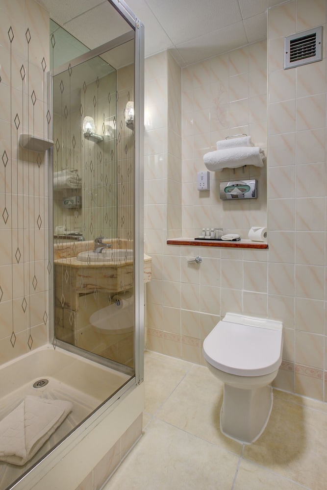 the rathbone hotel fitzrovia