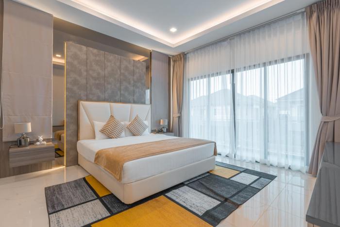 southern peak pool villa huayyai pattaya