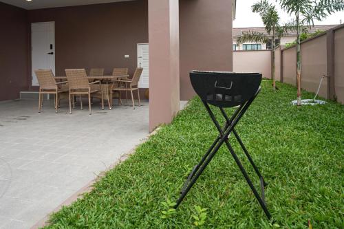 southern peak pool villa huayyai pattaya