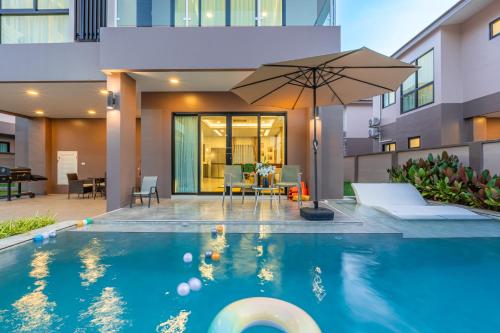southern peak pool villa huayyai pattaya