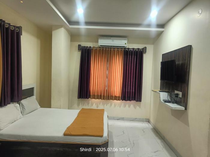 hotel sai viraj palace