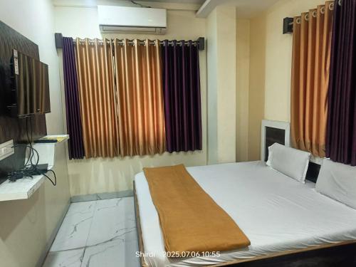 hotel sai viraj palace