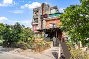 hotel o noida stay