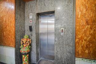hotel o noida stay