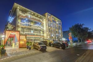 Hotel Wedlock,,3 star