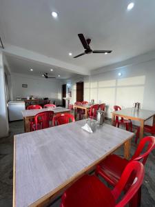 sunset lagoon dalhousie