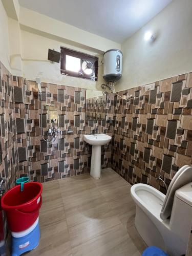 sunset lagoon dalhousie