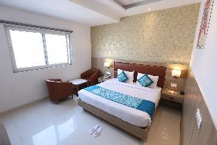 the elevate hotel near delhi airport