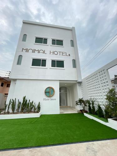 minimal hotels