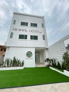 minimal hotels