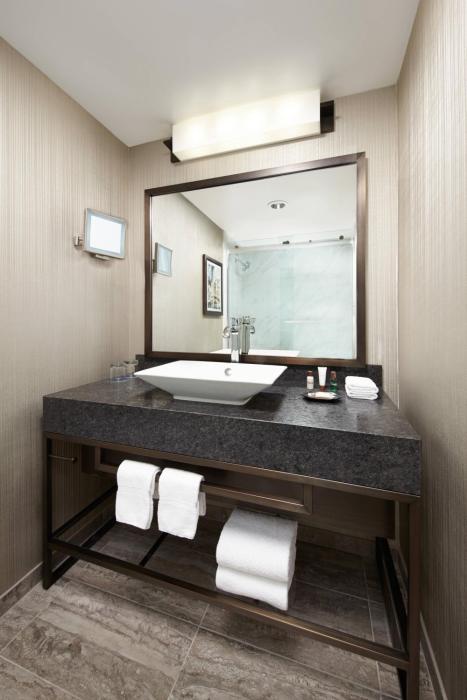 sheraton gateway los angeles hotel