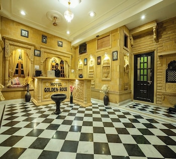 hotel golden rock