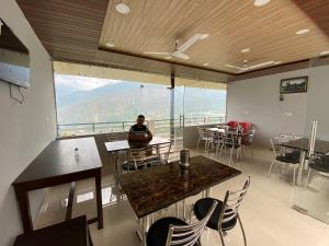 hotel rajshree palace guptakashi