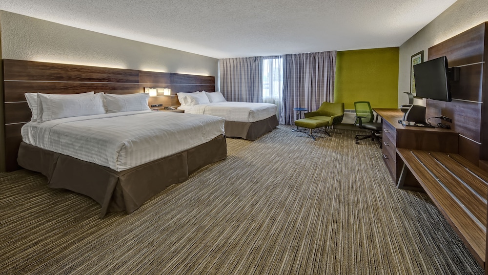 holiday inn express louisville airport expo center by ihg