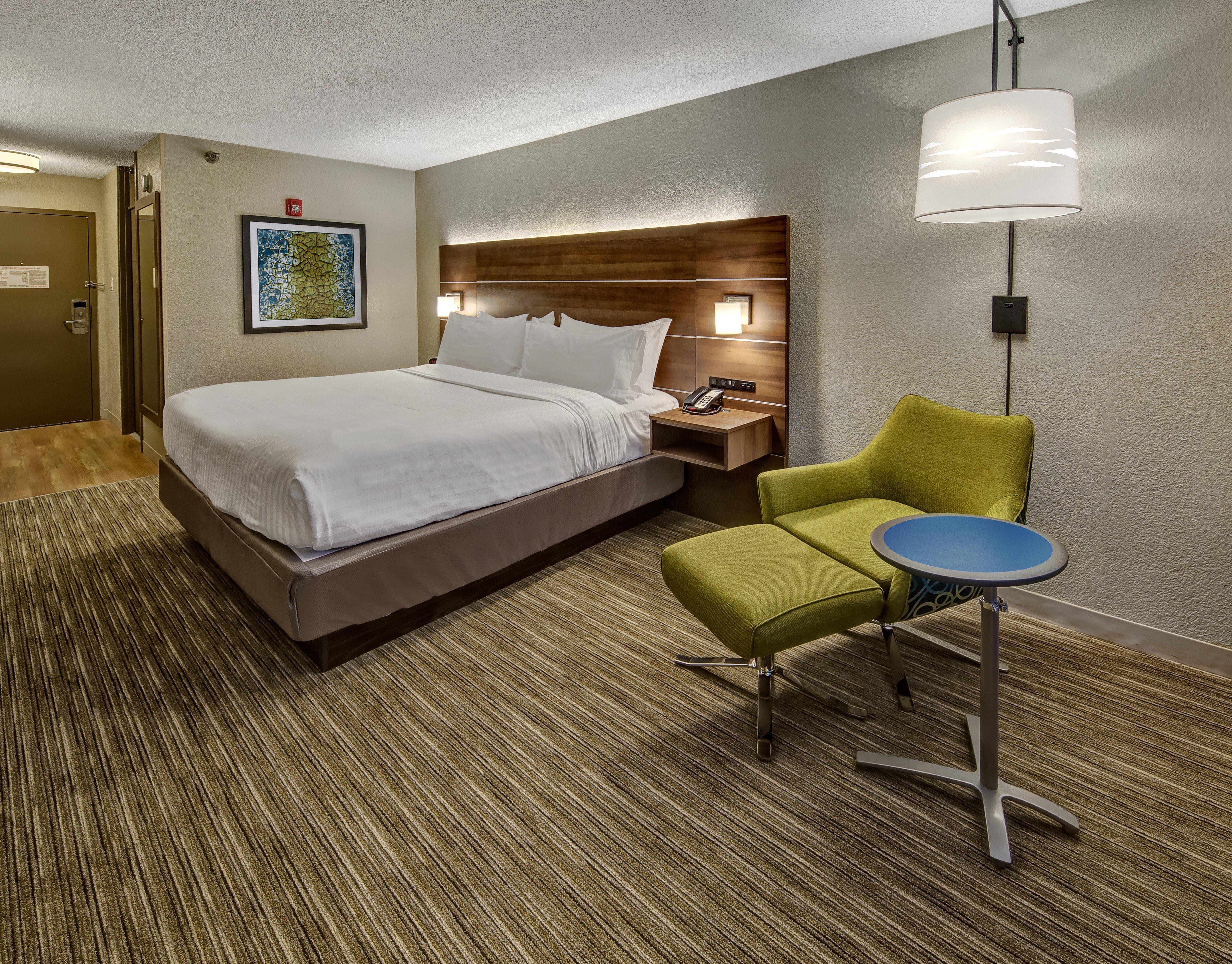 holiday inn express louisville airport expo center by ihg