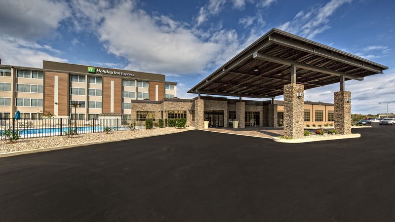 holiday inn express louisville airport expo center by ihg