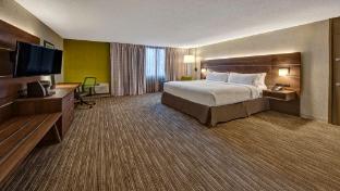 holiday inn express louisville airport expo center by ihg